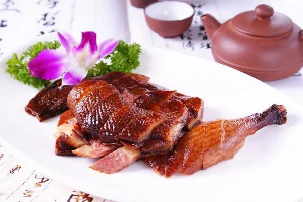 酱香鸭加盟品牌推荐及案例分析