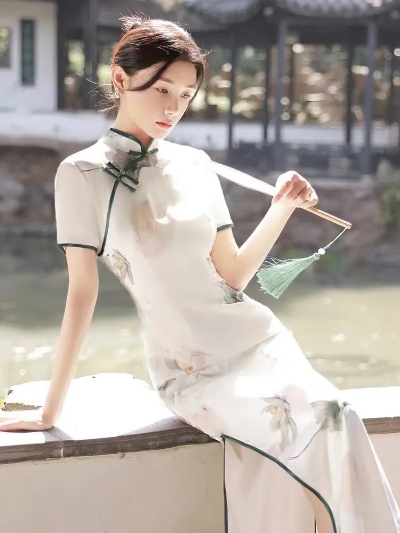 国风少女的轻奢之选，高端长款少女旗袍品牌全攻略
