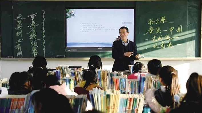 从教到治，一名乡村校长的成长之路