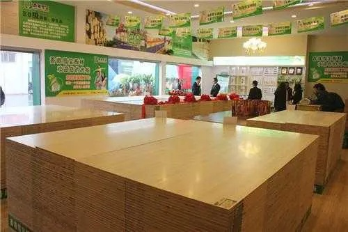 万象雪圣板材是品牌吗？深度解析这个家居建材的身份