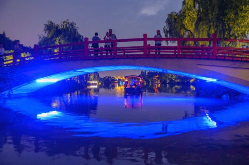 特色乡村夜游，小乡村如何靠夜经济逆袭成金