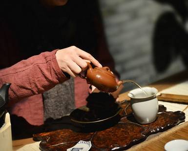马伊琍代言茶马古道，国民女神的普洱茶投资指南