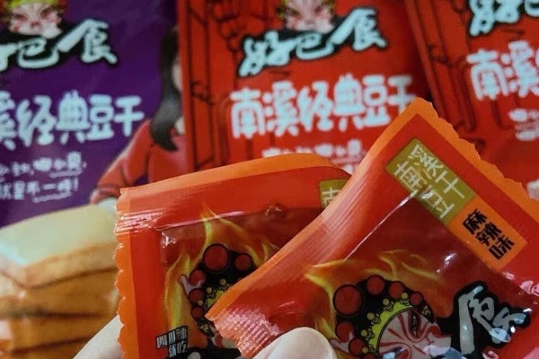 李家琪的零食测评，这些国货零食让我戒不掉的N种快乐
