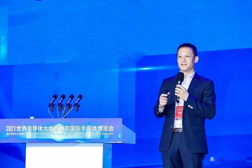 白酒品牌形容词全解析，从醇厚到创新的全球表达指南