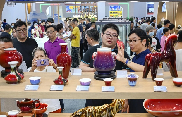 收藏级陶瓷套装品牌全解析，国潮崛起下的高端市场密码