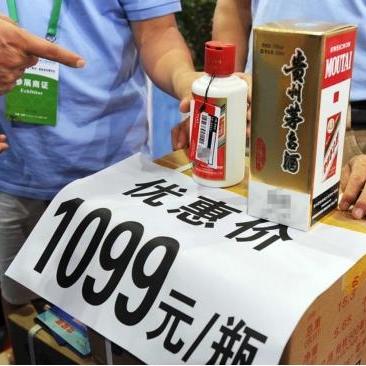 白酒杯子的那些门道，品牌种类全解析，看完秒变选杯达人