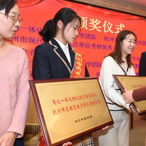复合型餐厅加盟品牌推荐—探寻热门加盟品牌