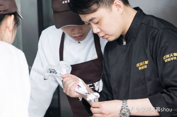 常平学烘焙的宝藏地点大揭秘！中点西点班推荐+避坑指南
