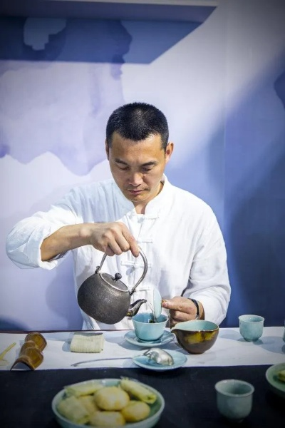 陆茗记，高山茶香里的匠心传承与市场突围战