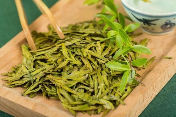 龙井茶性价比推荐指南，老茶客私藏的5大宝藏品牌，附避坑攻略
