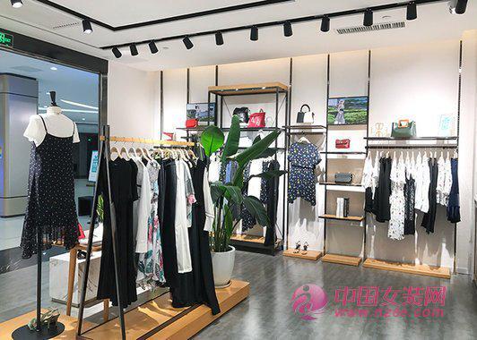 品牌女装店加盟要求全面解析
