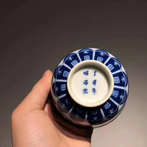 陶瓷手工杯子，高级品牌的定义、选购指南与市场趋势