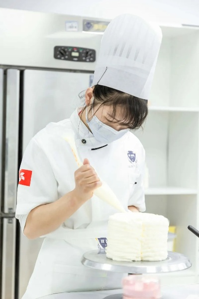 唐山学西点培训哪里好？这份避坑指南帮你选对学校