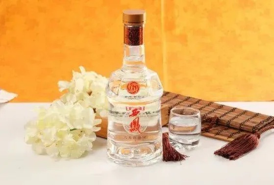清淡风格白酒品牌排行榜，如何选到不辣喉的温柔派白酒？