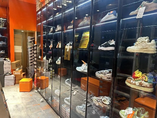 潮流鞋加盟店热门品牌推荐