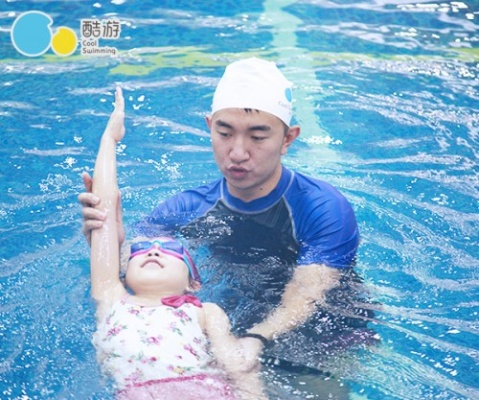 加盟亲子游泳早教班的全面指南