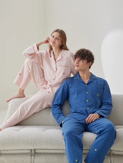国际品牌家居服，舒适与时尚的完美结合
