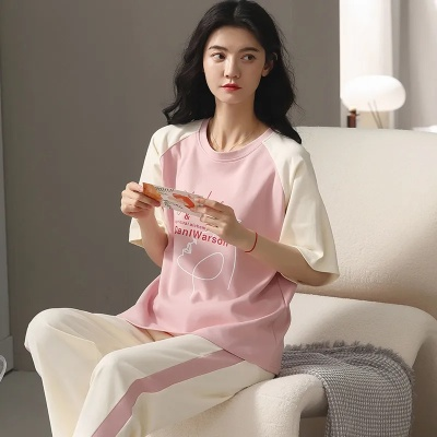 初中生家居服品牌,打造舒适与时尚并重的居家生活 初中生家居服品牌,打造舒适与时尚并重的居家生活