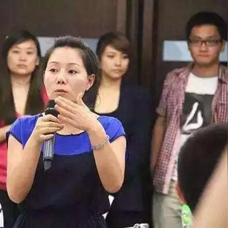 空间设计如何塑造餐饮品牌形象?——从海底捞到星巴克的案例解析 空间设计如何塑造餐饮品牌形象?——从海底捞到星巴克的案例解析