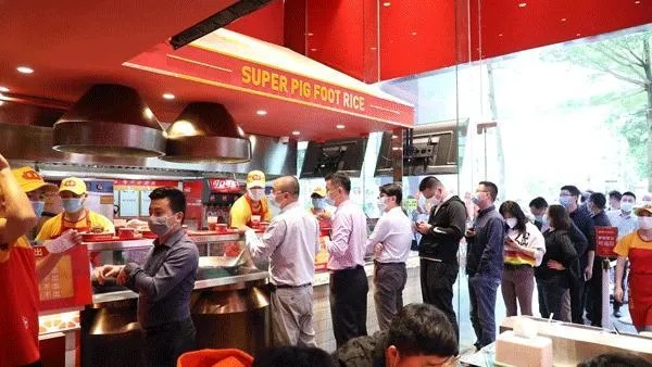 为什么你的英德餐饮品牌需要定制化咨询？——英德餐饮品牌咨询定制全解析
