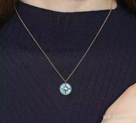 化妆品十大品牌项链你问对人了吗？这些搭配技巧让你美得不可方物！