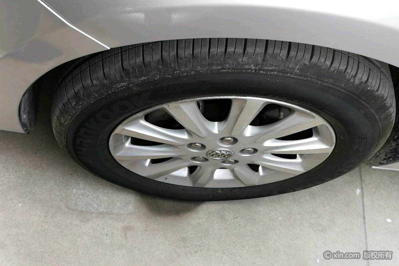 别克gl8轮胎规格 别克gl8轮胎多大型号
