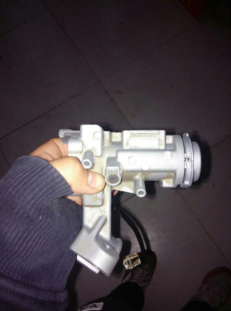 大众点火锁芯拆装视频 大众汽车点火锁芯怎么拆装更换?一起看看,超简单! 大众点火锁芯拆装视频 大众汽车点火锁芯怎么拆装更换?一起看看,超简单!