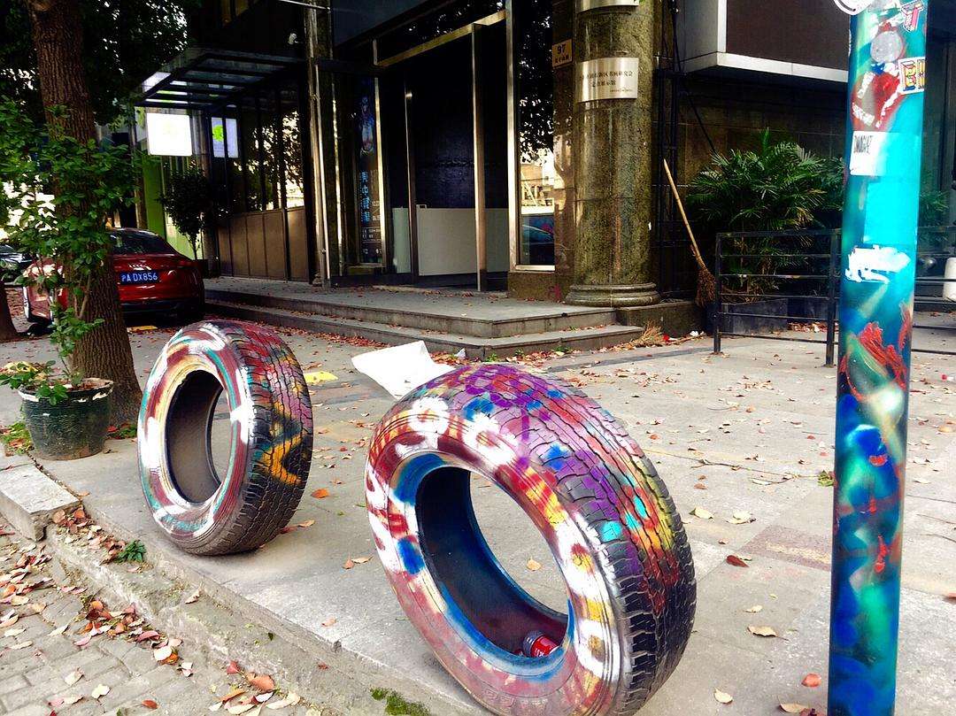 轮胎作画图片大全 轮胎画作品大全简单