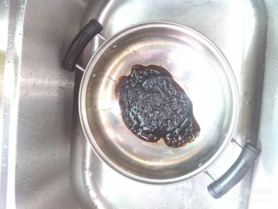 地板烧糊怎么去掉 地板胶烧糊了怎么能变回来 地板烧糊怎么去掉 地板胶烧糊了怎么能变回来