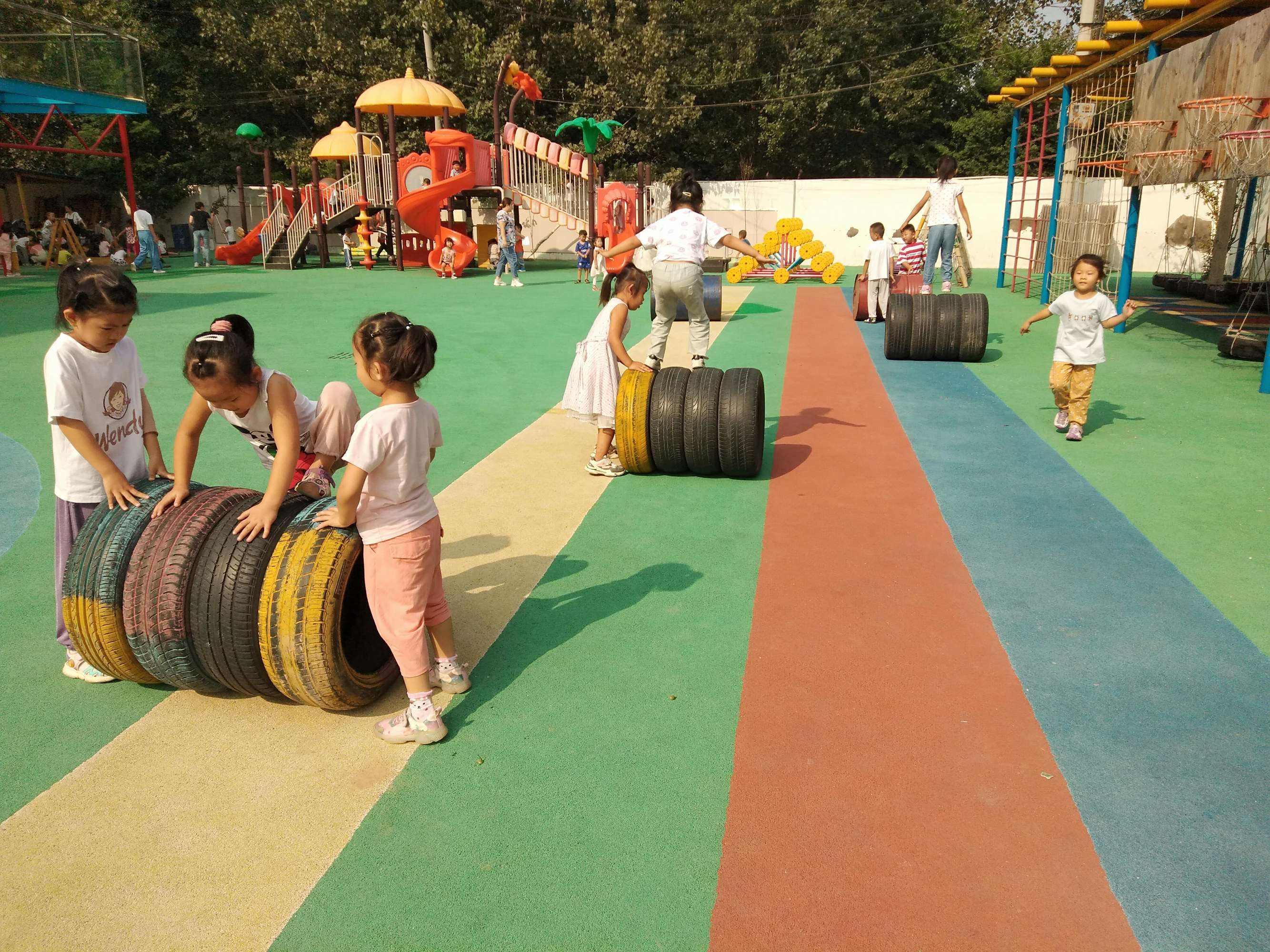 幼儿轮胎游戏 幼儿轮胎游戏视频