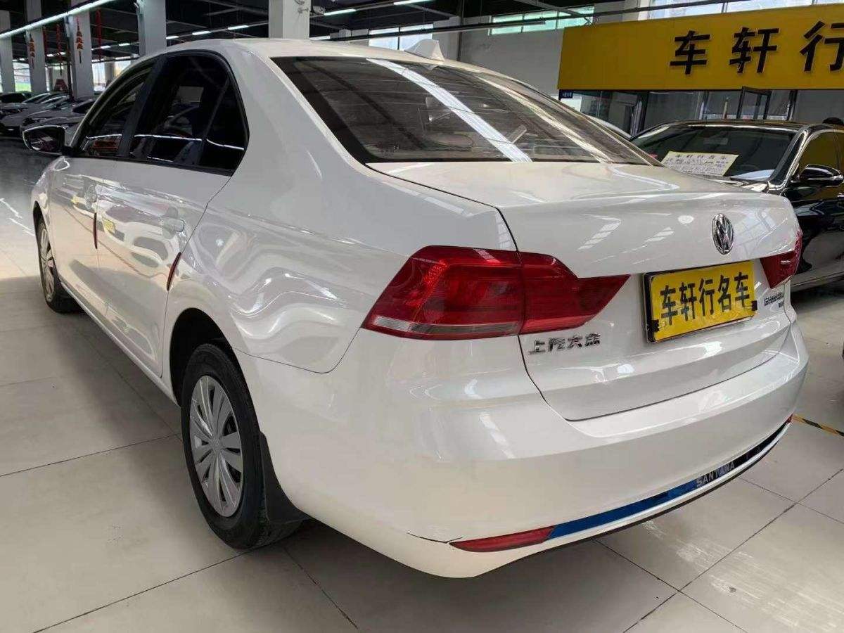 最新款大众桑塔纳 最新款大众桑塔纳18T