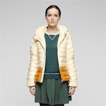 播短款羽绒服 女短款羽绒服新款