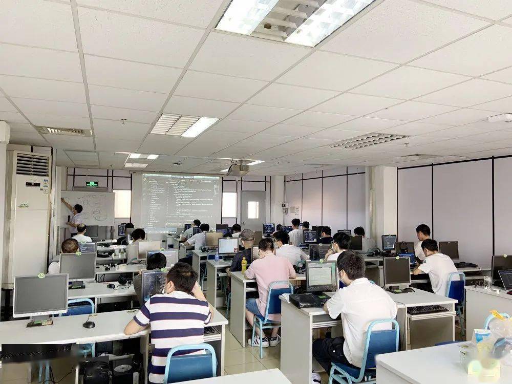 重庆it哪里培训 重庆it培训机构哪家好