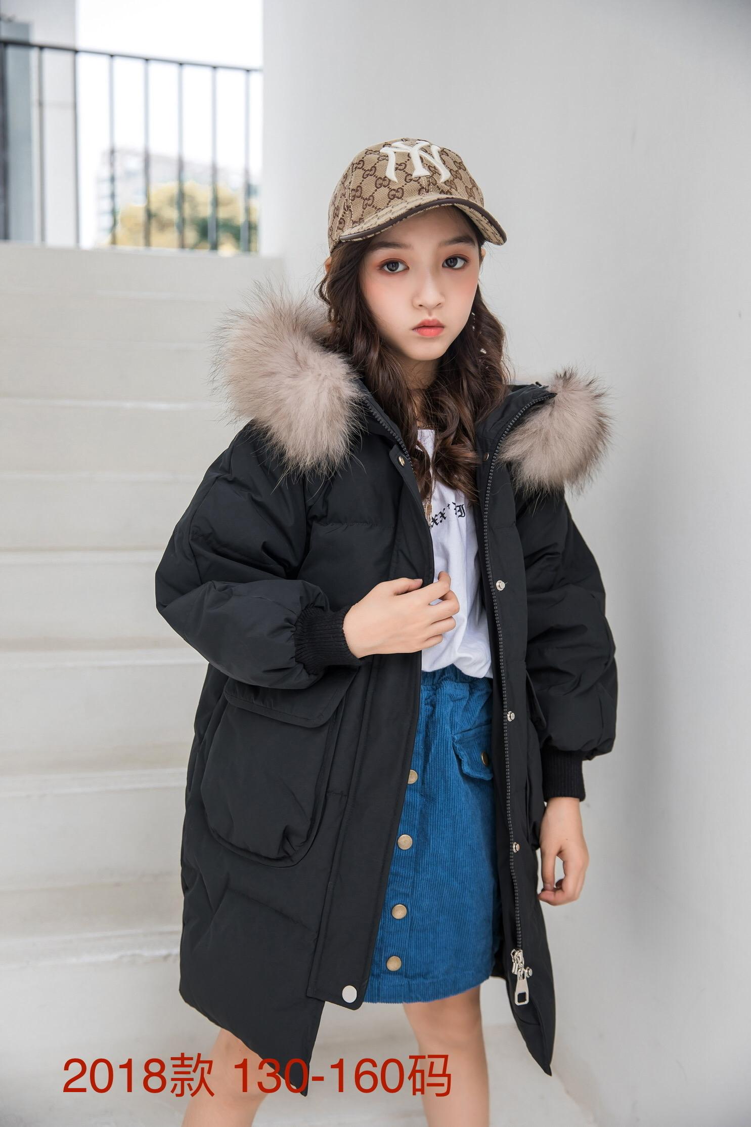 菲雨羽绒服 菲雪妮羽绒服