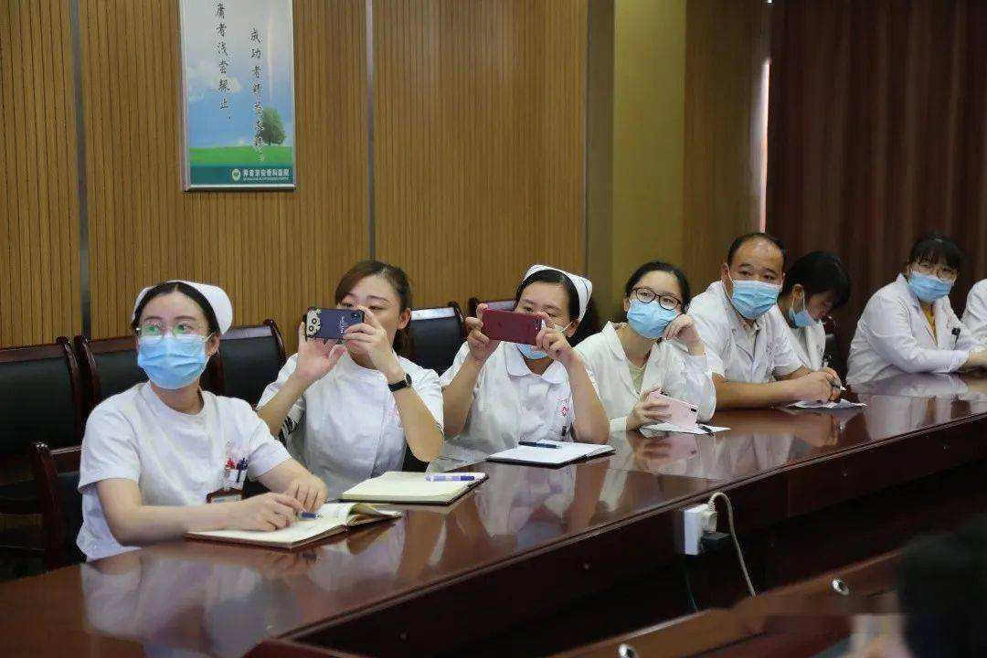 新冠病毒核酸培训会议 新冠病毒核酸检测筛查演练