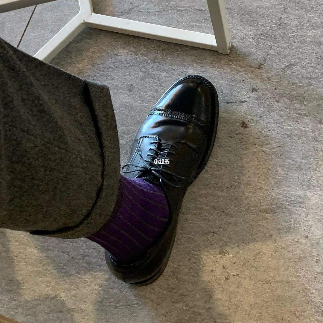 正装皮鞋丝袜视频 正装皮鞋丝袜视频大全