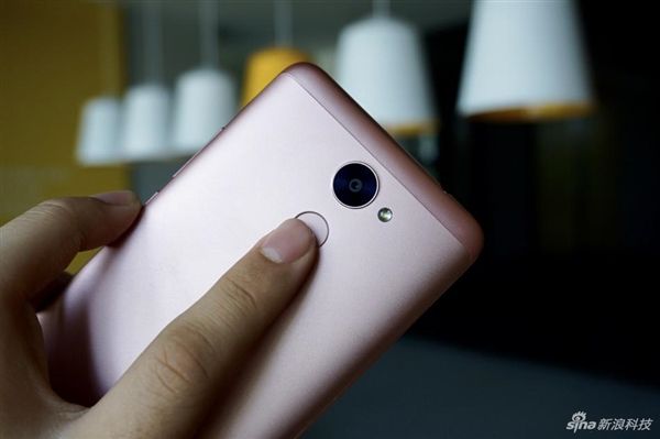 华为7splus 华为mate40pro