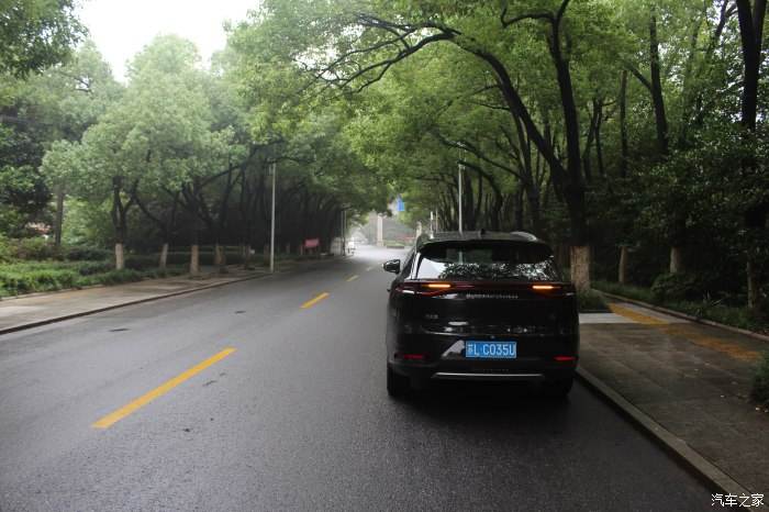 比亚迪唐雨天充电 比亚迪唐充电系统故障