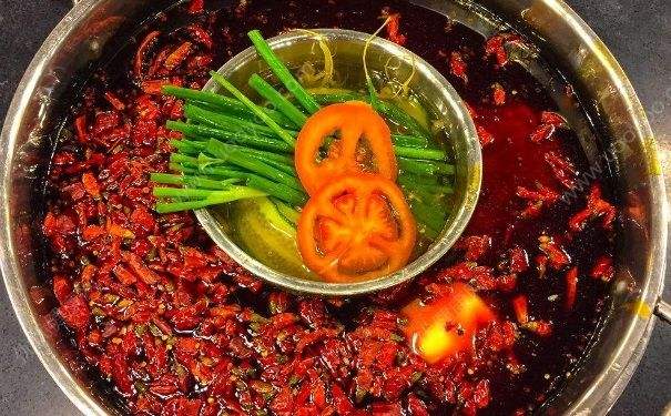 吃了火锅胃痛怎么办 吃火锅导致胃疼怎么办