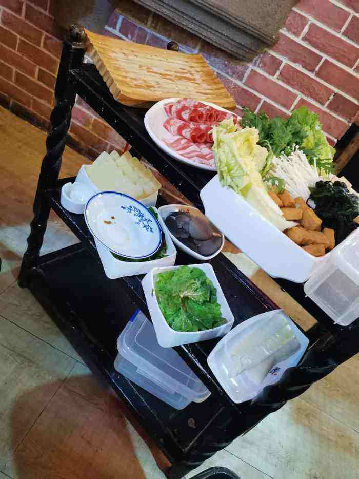 锅巴饮年代火锅 锅巴饮年代火锅龙子湖店怎么样
