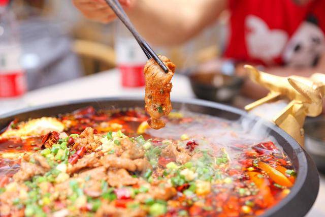梦见吃牛肉火锅 做梦梦到吃牛肉火锅