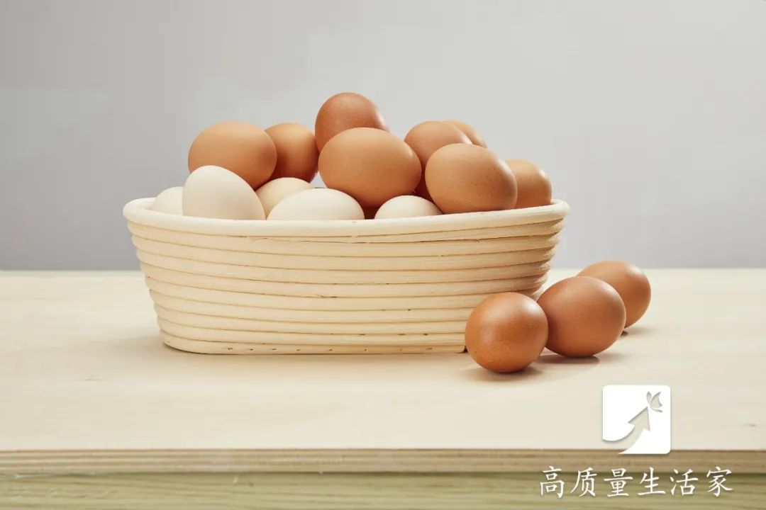 鸡蛋在冰箱可以放多久 鸡蛋在冰箱放多久不可以吃了