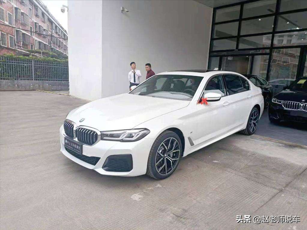 宝马3系好还是5系好 宝马三系好还是宝马五系好
