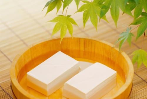 豆腐放冰箱三天能吃吗 豆腐在冰箱放三天还能吃吗