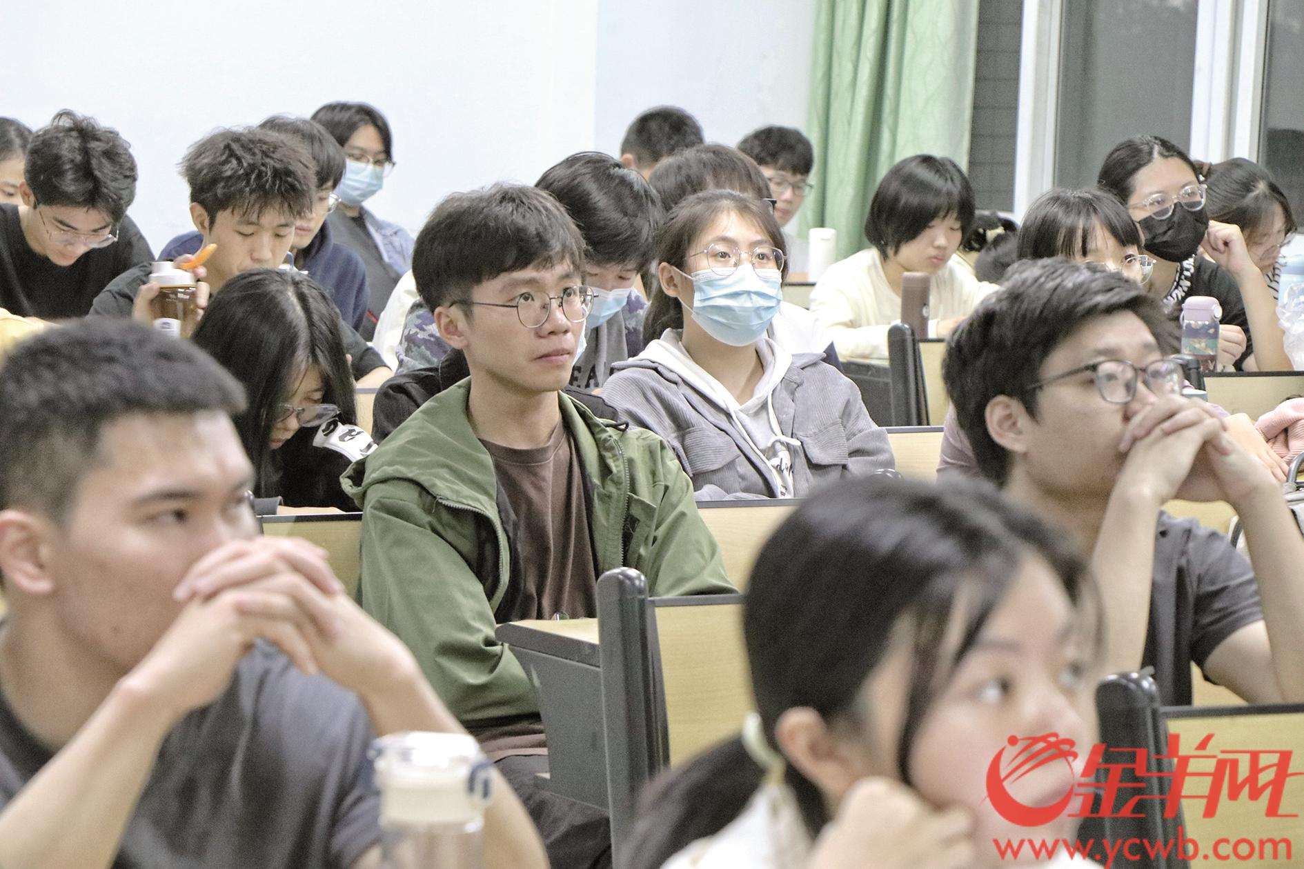 100课堂 同桌100课堂