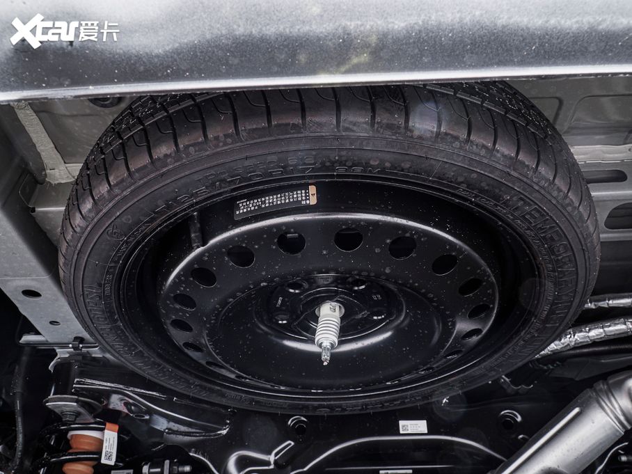 别克gl8和es底盘高度 别克gl8和es的外观区别