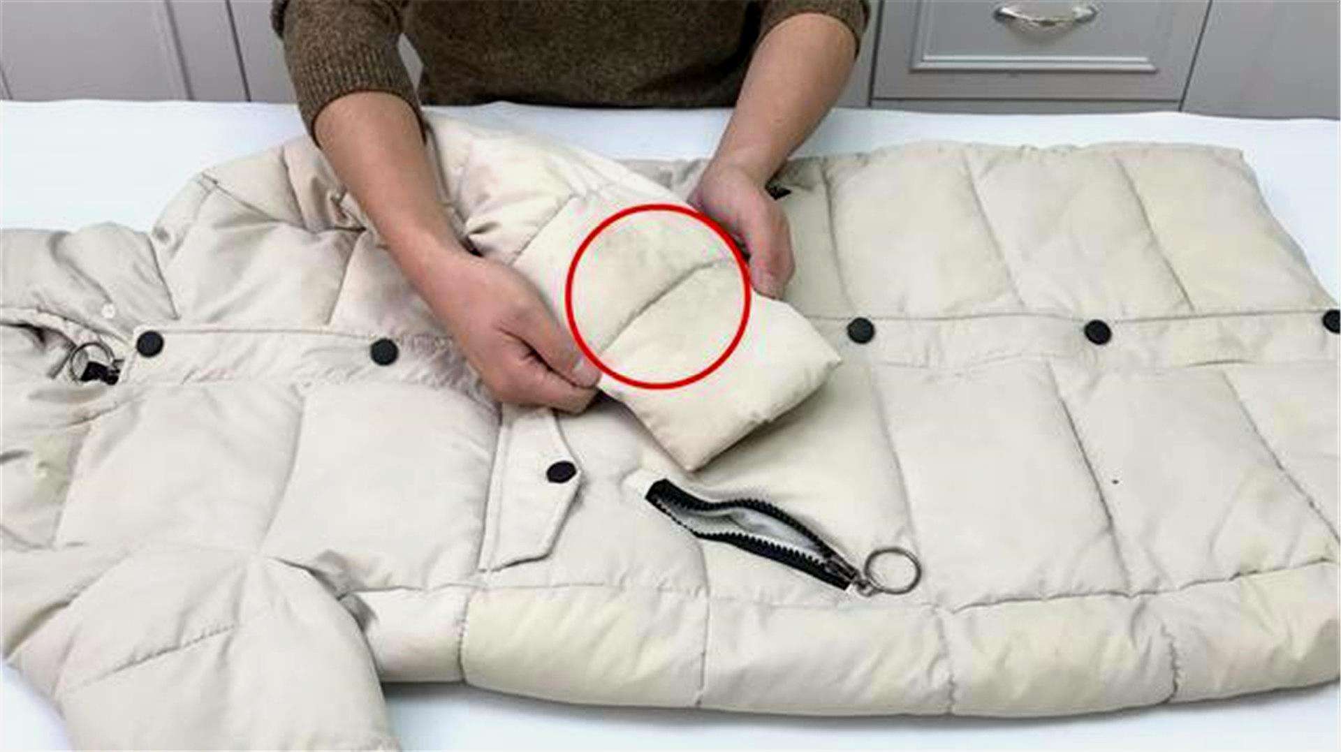羽绒服能手洗吗 羽绒服能手洗吗?能用脱水机甩干吗
