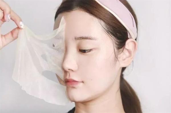 敷完面膜后要洗脸吗 敷完面膜后几分钟洗脸最合适