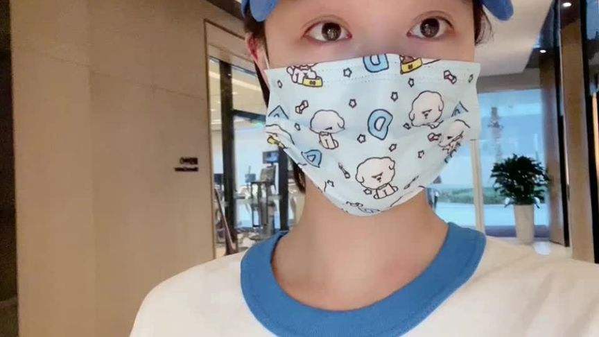 爸爸用女儿纸尿裤当口罩 女儿可以给爸爸换纸尿裤吗