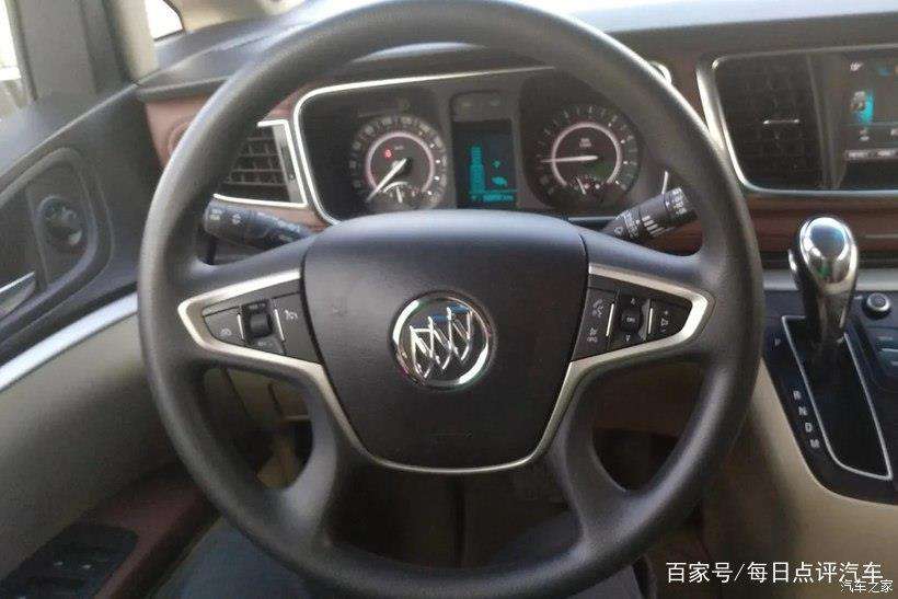 开别克gl8车真实图 开别克gl8的都是什么人